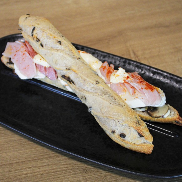 Flautín Gourmet con Olivas 75grs. 80uds.