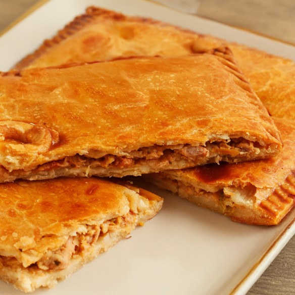 Empanada Plancha de Atún 36x26 1750grs. 6uds.