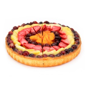Tarta con Fruta Mixta 1.400grs. 1ud. 14 porciones. Precortada.