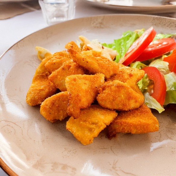 KFC Chunks Crujiente de Pollo 22grs.5x1 5kgs. HALAL.