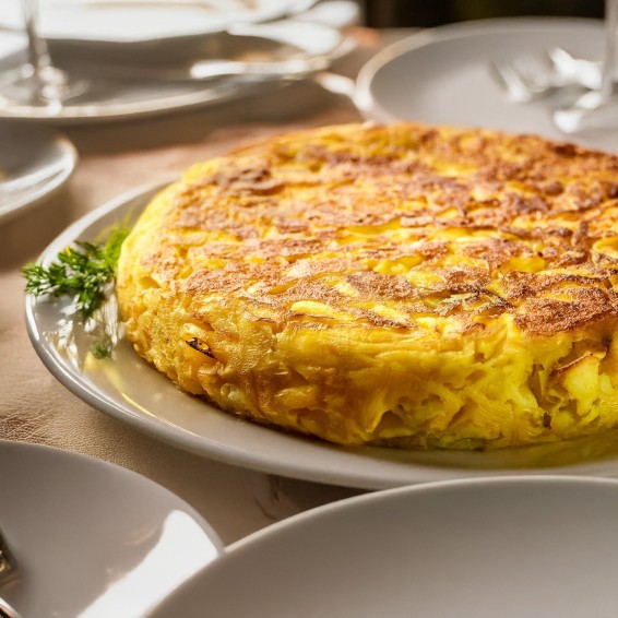 Tortilla Redonda de Patatas y Cebolla Exquise 1.200grs. 6uds.