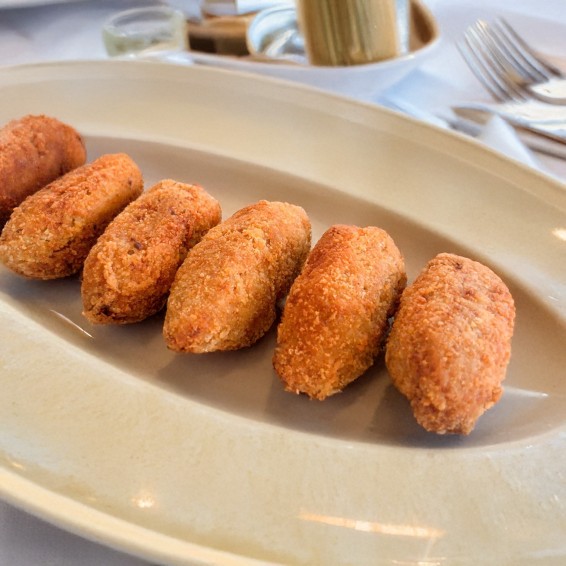 Croqueta Rustido de Pollo 53grs. 76uds. 4kgs.