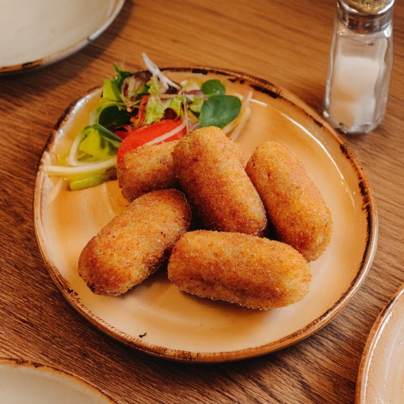 Croqueta Tradición Gorgonzola con Nueces 50grs. 60uds. 3kgs.