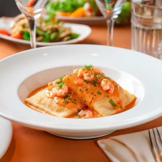 Ravioli de Gamba Roja 15grs.120uds. 5Band x 24uds.