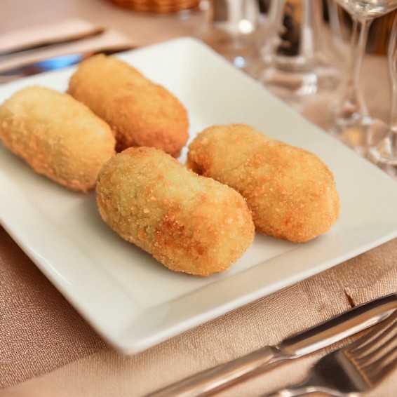 Croqueta de Pollo 25grs. 2kgs. 80uds. Gluten Free.