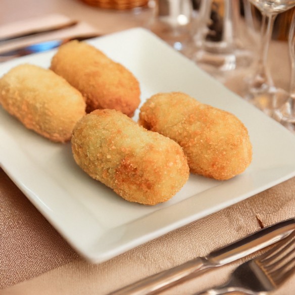 Croqueta de Pollo 25grs. 2kgs. 80uds. Gluten Free.
