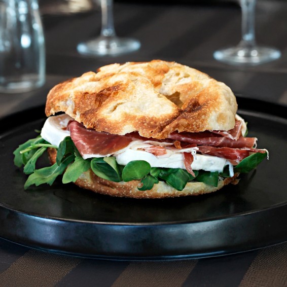 Bocatta Dal Cardinale 15cm. 120grs. 24uds.