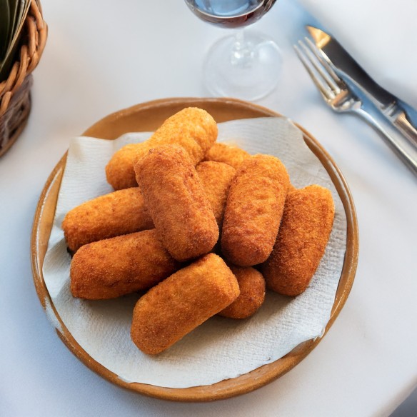 Croqueta de Cocido 25grs. 2kgs. 80uds. Gluten Free.