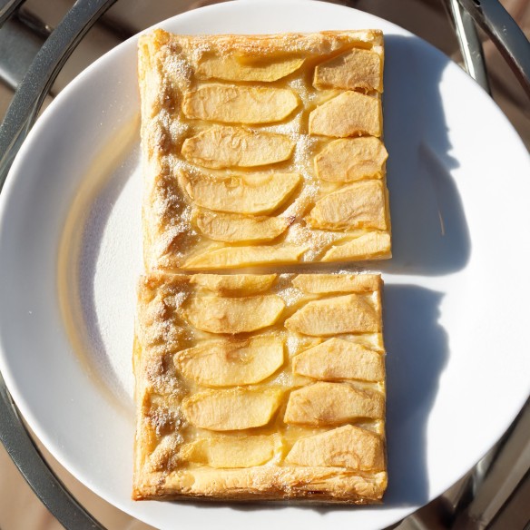 Tarta Manzana de Hojaldre 1.800grs. 1ud.