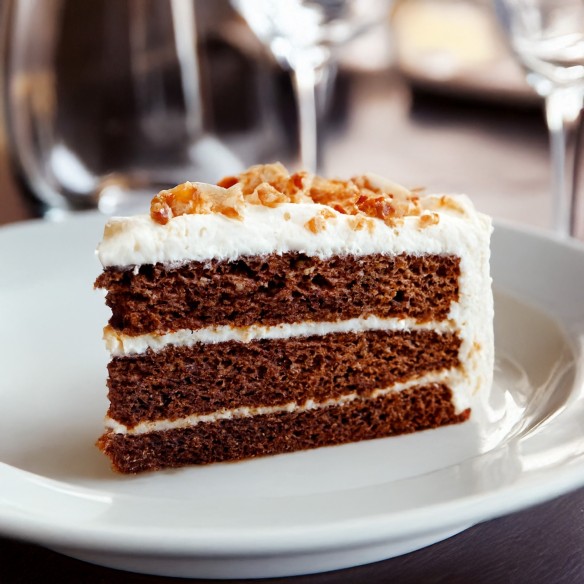 Carrot Cake con Crema de Queso 1.900grs. 1ud. 16 porciones. Precortada.