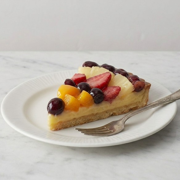Tarta con Fruta Mixta 1.400grs. 1ud. 14 porciones. Precortada.