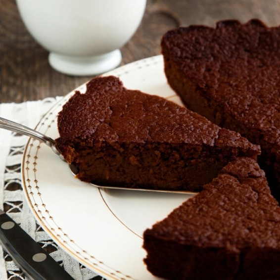 Bizcocho Especial Sacher 24cm. 855grs. 2ud.