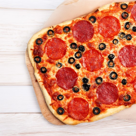 Base de Pizza Con Tomate 1100grs. 60x40cm. 8uds.