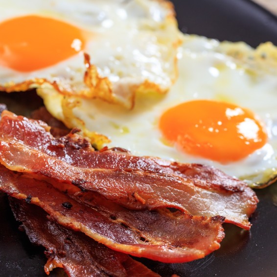 Tiras de Bacon Ahumado Crujiente 5grs. 2x1kgs.