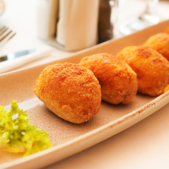 Croqueta Tradición Bacalao 35grs. 85uds. 3kgs.