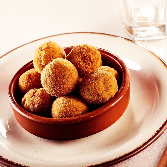 Croqueta Tradición Rustido de Pollo 10grs. 300uds. 3kgs.