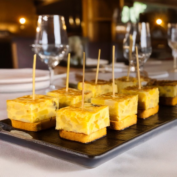 Plancha de Tortilla de Patatas y Cebolla 750grs. 12 uds.