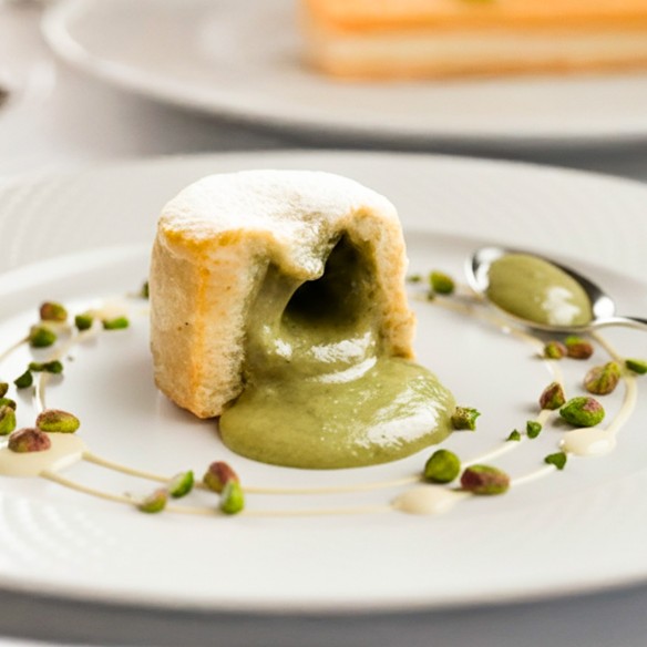 Coulant Suprem de Chocolate Blanco y Pistacho 110grs. 16uds.