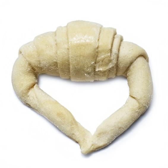 Artesanito Cuernos 27% Mantequilla 25grs. 240uds. 6Kgs.
