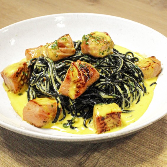 Tagliolini con Tinta de Sepia en Nido 40grs. 57uds. 2kgs.