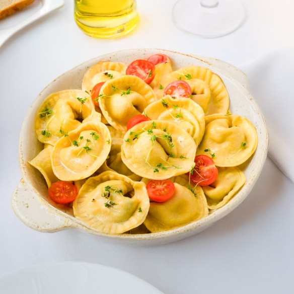 Tortellini Gigante de Ricotta y Espinacas 25grs. 3kgs.